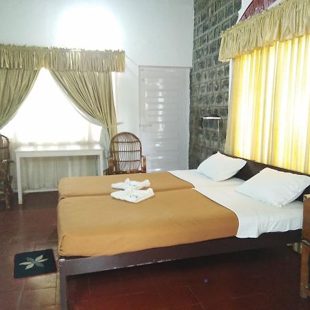 Blue Valley Jungle Resort Nilgiris ภายนอก รูปภาพ