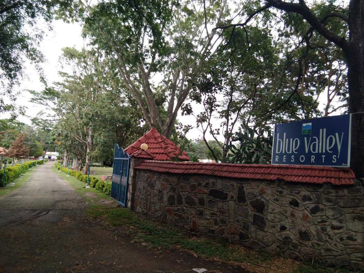 Blue Valley Jungle Resort Nilgiris ภายนอก รูปภาพ
